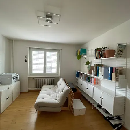 شقة Stylish 3-room Altbau Flat Balcony & Office زيورخ
